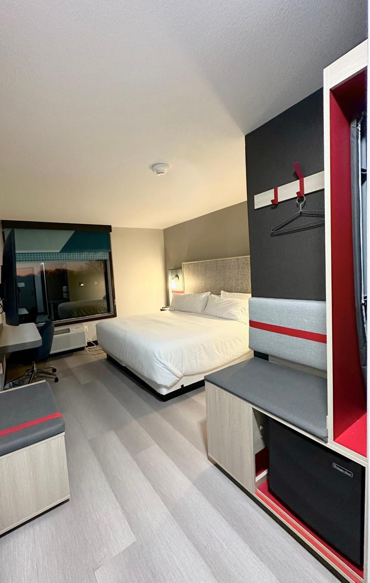 Avid - Wayne North By Ihg Hotel Fort Wayne